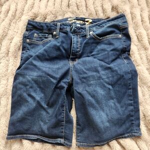 Seven7 size 14 shorts  sunset Bermuda